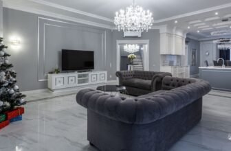 Vintage Vibes: Incorporating Retro Elements Into Modern Decor